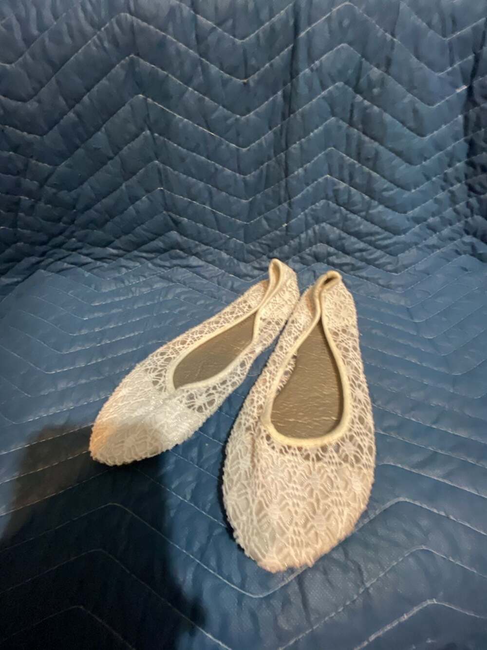 Charles Albert Women's Breathable Crochet Lace Ballet Flats in Ivory